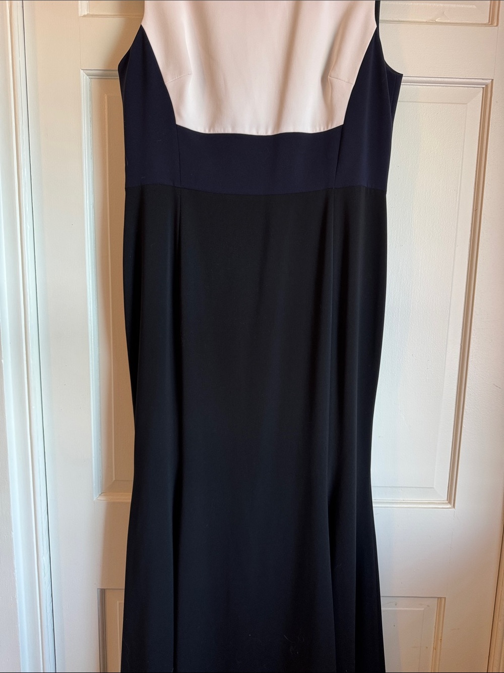 NWOT St. John Sleeveless Colorblock Maxi Dress in White/Navy/Black Fully Lined - Picture 3 of 12